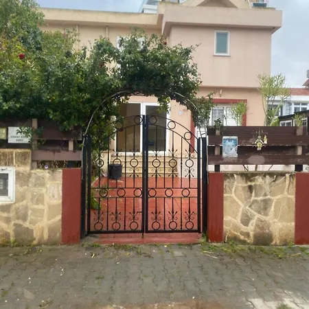 Long Family In Cyprus Villa *